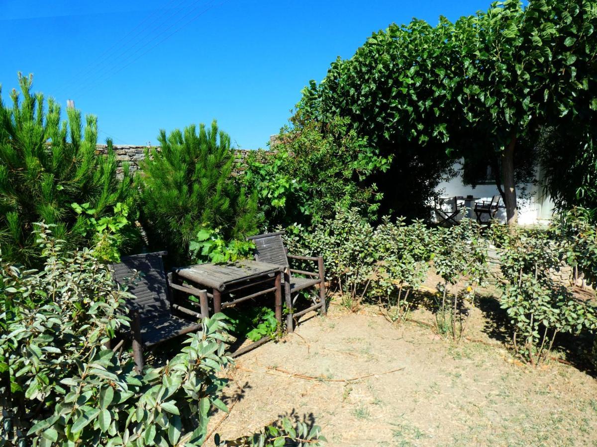 Το Κατἑ Aparthotel Artemonas Luaran gambar