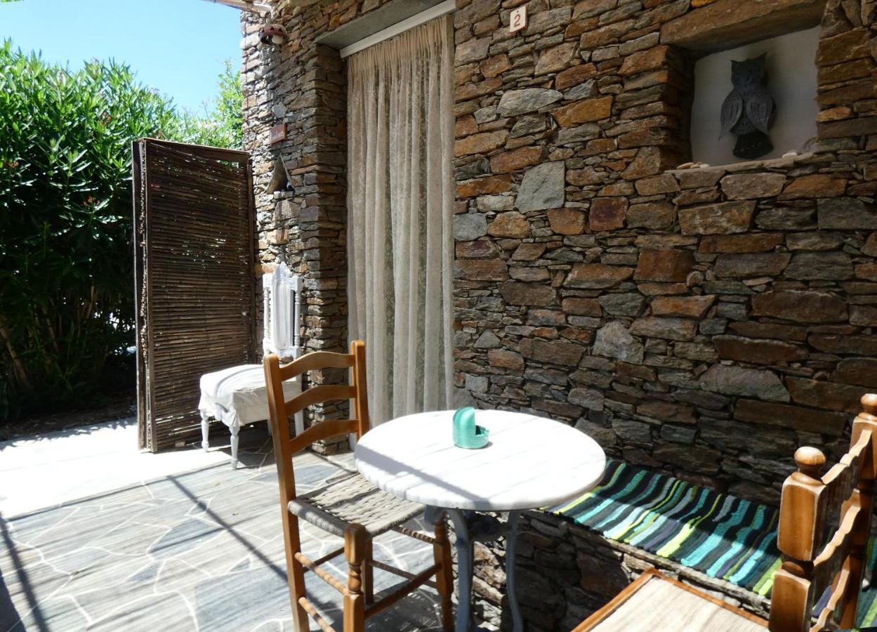 Το Κατἑ Aparthotel Artemonas Luaran gambar